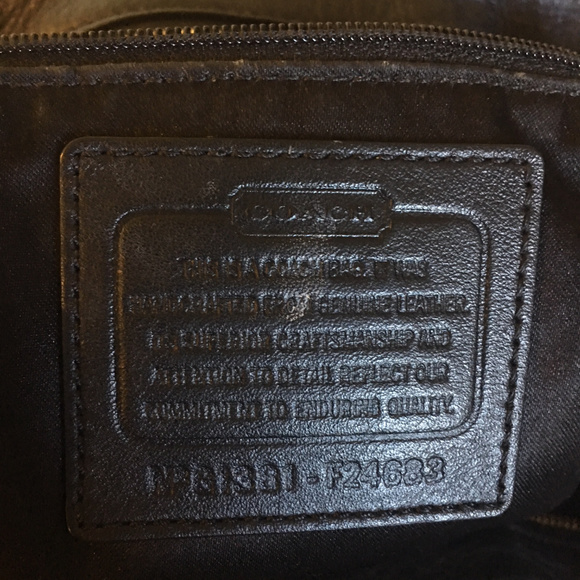 Coach Campbell Izzy LeatherSatchel - Picture 2 of 8